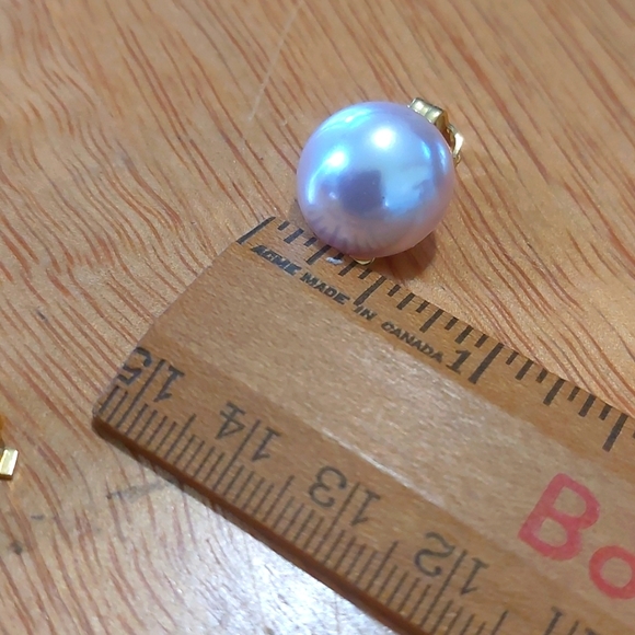 Soft Pink 1/2" Button Faux Pearl Clip-on Earrings Goldtone - Picture 4 of 5